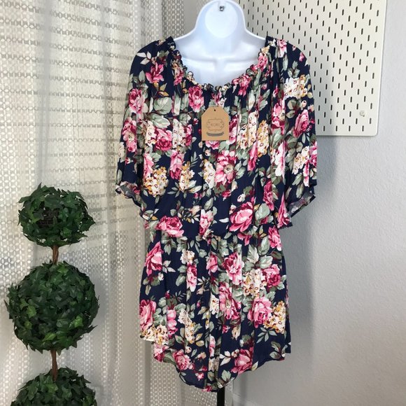 🎁🎄Kori S/S Romper | Navy w/ Floral | Small - Picture 4 of 9